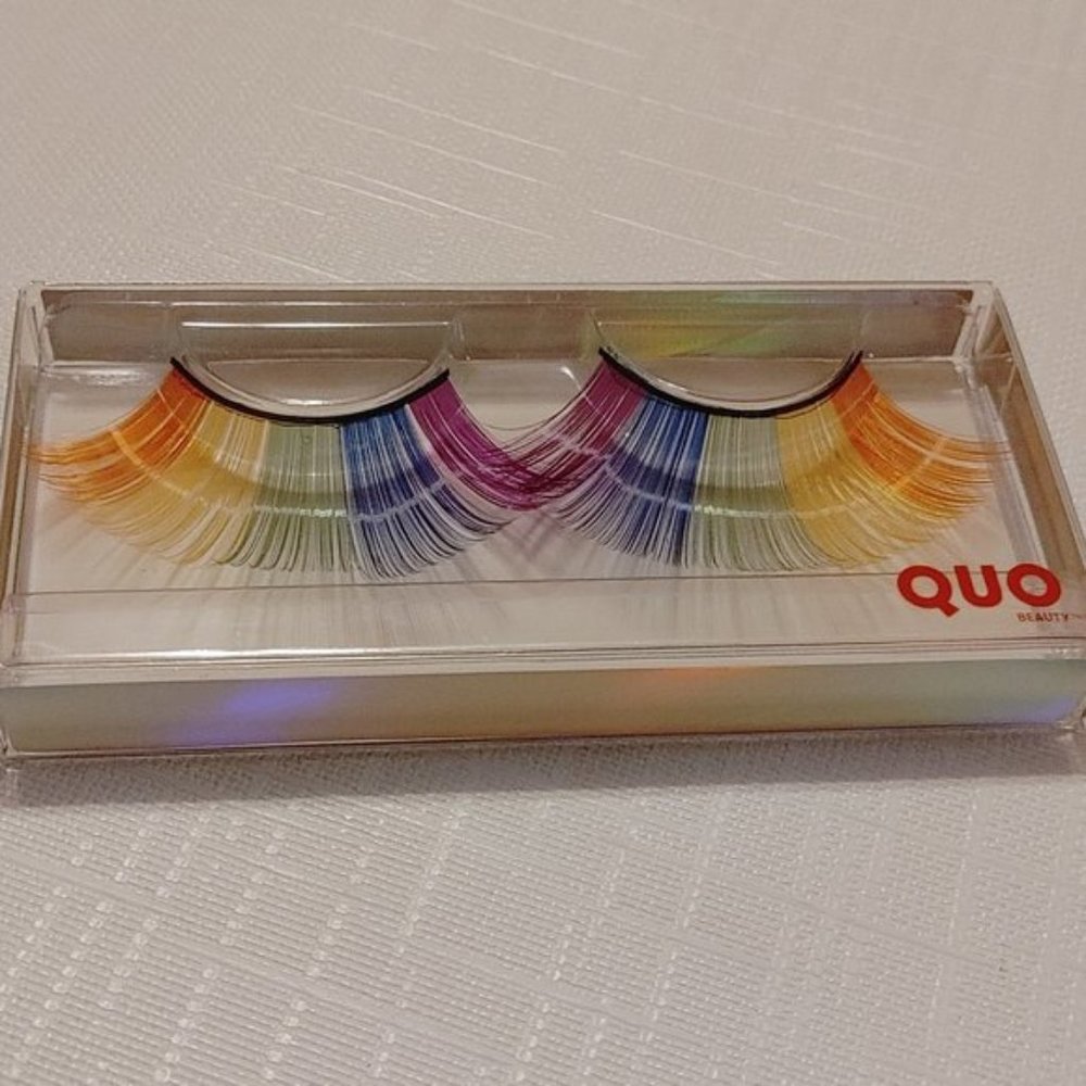 QUO Rainbow-coloured lashes New in Package